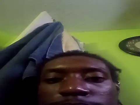 Snapshot of PrinceNoAlbert chatting on 10/07/25, 10:12 PrinceNoAlbert online show from 10/07/25, 10:12