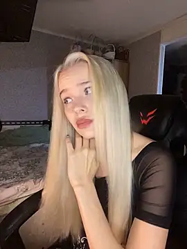 Snapshot of SIMBA_BOS chatting on 12/27/24, 02:25 SIMBA BOS online show from 12/27/24, 02:25