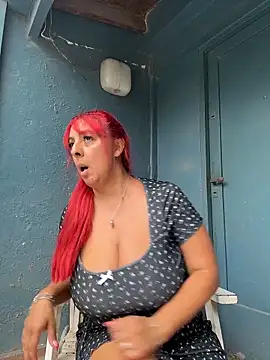 sofy alone online show from 02/15/26, 07:54