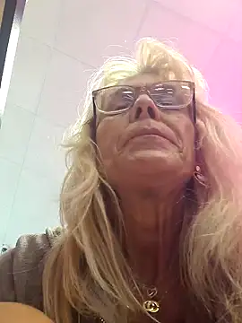 Snapshot of Nathotsexy1 chatting on 01/14/25, 02:22 Nathotsexy1 online show from 01/14/25, 02:22