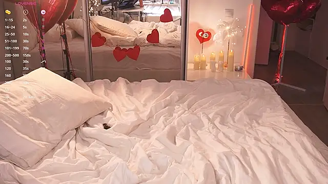 Ffoxyflame online show from 02/14/25, 02:39