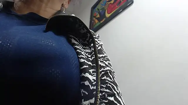 sexytitshot126 online show from 11/24/25, 04:18