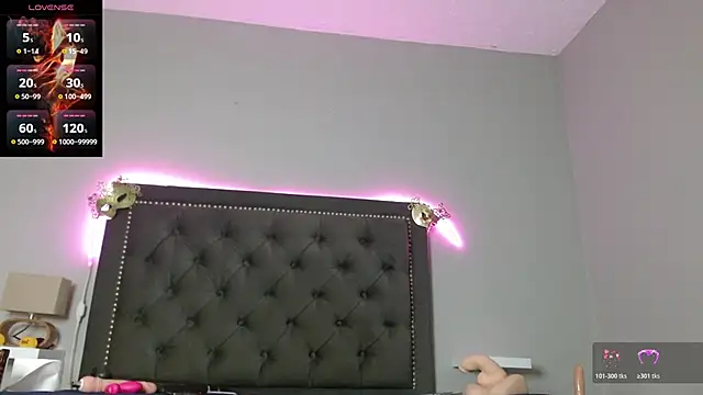 Snapshot of CharlotteLemke chatting on 05/04/26, 12:34 CharlotteLemke online show from 05/04/26, 12:34