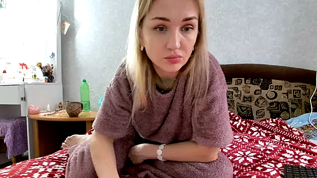 Snapshot of ModelEva chatting on 01/31/25, 09:48 ModelEva online show from 01/31/25, 09:48