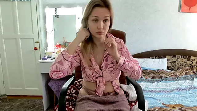 Snapshot of ModelEva chatting on 02/16/25, 08:54 ModelEva online show from 02/16/25, 08:54