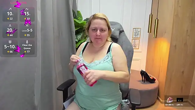 ScarlettSoft online show from 03/18/25, 06:03