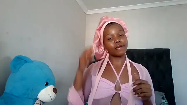 Snapshot of cherryontopy chatting on 03/15/25, 02:01 cherryontopy online show from 03/15/25, 02:01