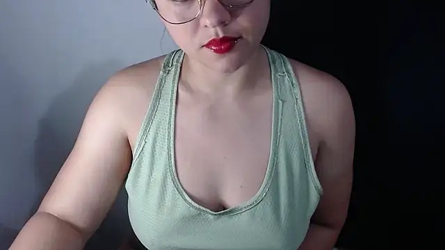 Snapshot of lizbodu chatting on 05/03/26, 02:39 lizbodu online show from 05/03/26, 02:39