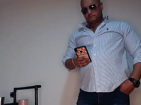 hardrock982 online show from 10/06/25, 01:52