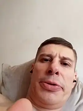 Snapshot of TJEMOKA chatting on 11/28/25, 11:24 TJEMOKA online show from 11/28/25, 11:24