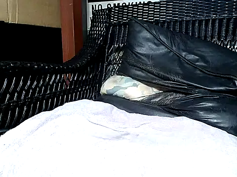 HungHawaiian808xh online show from 03/03/25, 01:10