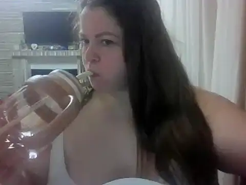 cute  cherry online show from 02/24/26, 09:13