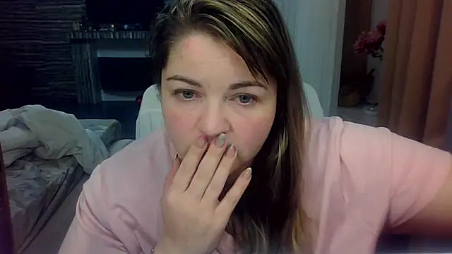cute  cherry online show from 03/12/26, 08:59