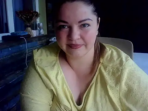Snapshot of cute__cherry chatting on 07/10/26, 08:07 cute cherry online show from 07/10/26, 08:07
