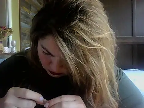 Snapshot of cute__cherry chatting on 07/16/26, 10:54 cute cherry online show from 07/16/26, 10:54
