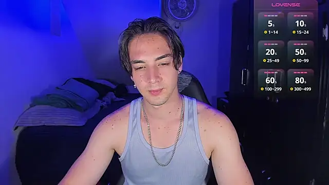 Alex smith00 online show from 09/18/25, 07:27