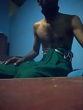 Snapshot of Erangajayawardana chatting on 11/13/25, 10:30 Erangajayawardana online show from 11/13/25, 10:30