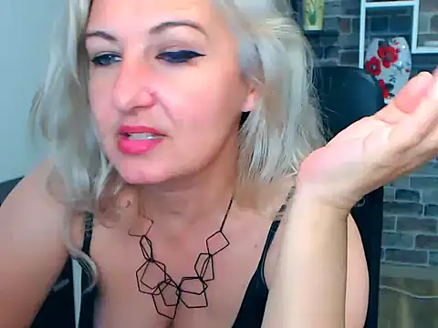 angel devil milf online show from 01/29/25, 03:26