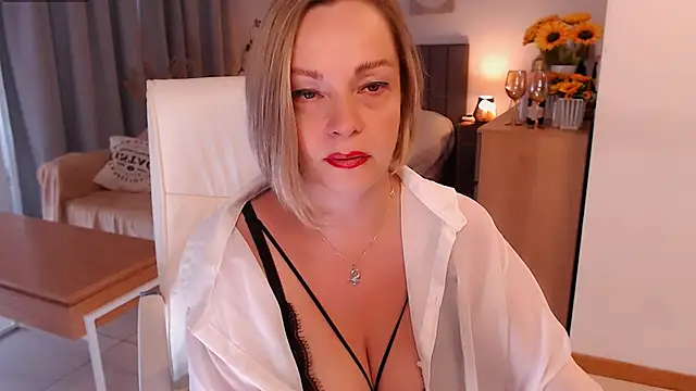 Tilly Eliot online show from 02/05/26, 08:57