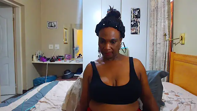 Snapshot of Hotgrannyx chatting on 01/28/25, 08:25 Hotgrannyx online show from 01/28/25, 08:25