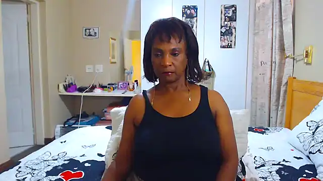 Snapshot of Hotgrannyx chatting on 02/23/25, 12:48 Hotgrannyx online show from 02/23/25, 12:48