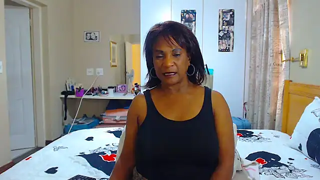 Snapshot of Hotgrannyx chatting on 03/12/25, 12:36 Hotgrannyx online show from 03/12/25, 12:36