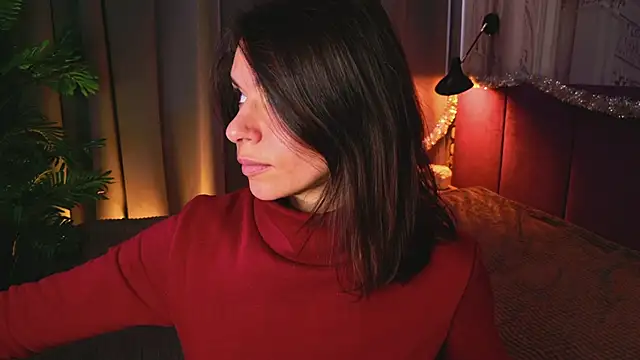 Snapshot of SofiaFoster_ chatting on 12/14/24, 02:10 SofiaFoster online show from 12/14/24, 02:10