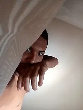 Vinicius5890 online show from 04/18/26, 06:01