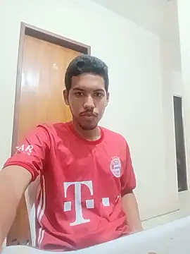 Vinicius5890 online show from 06/06/26, 03:44