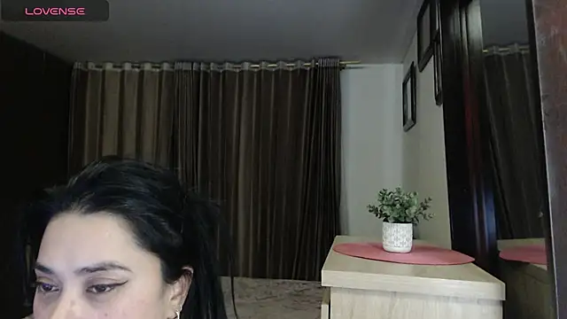 princesskelly online show from 10/22/25, 02:56