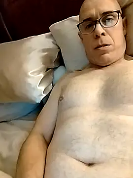 KCLMT online show from 03/08/26, 04:38