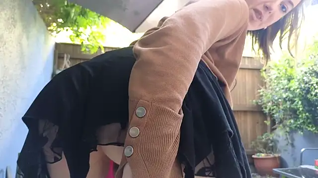 Snapshot of TopsyWilde chatting on 10/02/25, 08:21 TopsyWilde online show from 10/02/25, 08:21