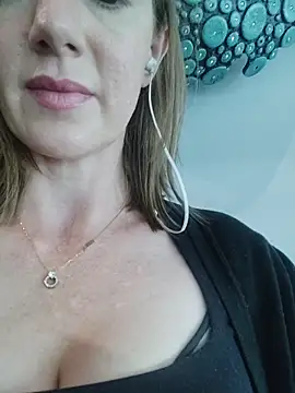 TopsyWilde online show from 03/30/26, 09:32