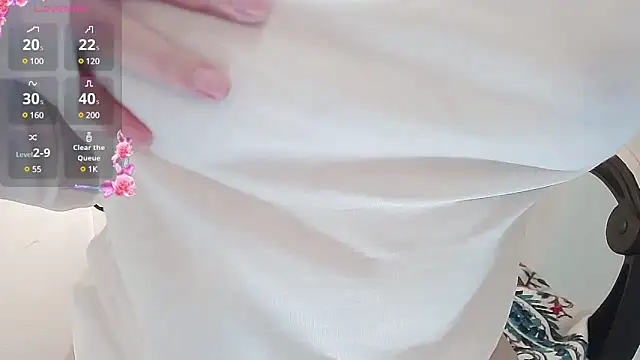 Snapshot of small_Eva chatting on 02/09/25, 08:56 small Eva online show from 02/09/25, 08:56