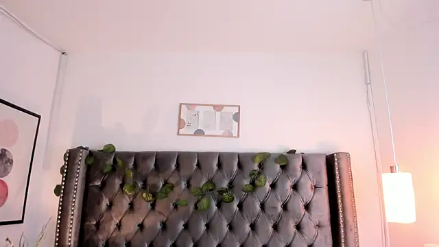 Snapshot of Kim_Blane chatting on 01/24/25, 09:28 Kim Blane online show from 01/24/25, 09:28