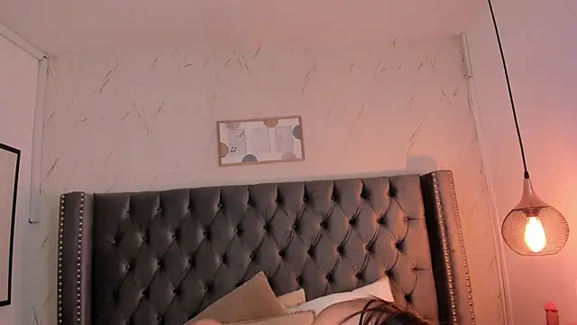 Kim Blane online show from 02/06/26, 04:28