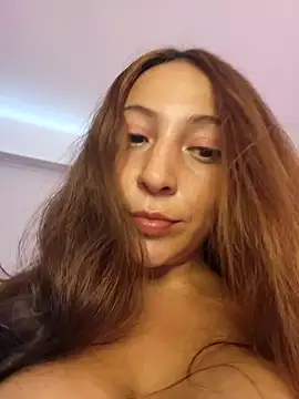 Snapshot of VickyHoult chatting on 01/28/25, 10:12 VickyHoult online show from 01/28/25, 10:12