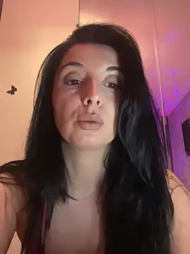 YreneRay online show from 12/10/24, 11:43