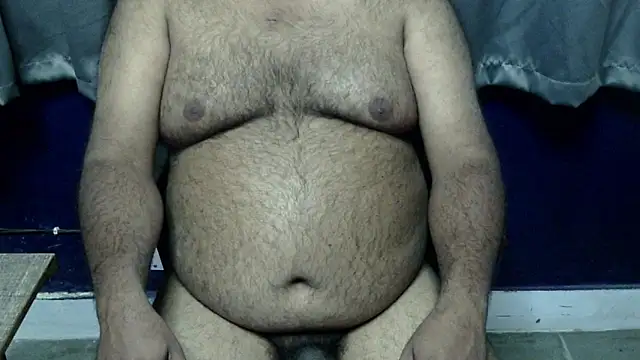 hairysubcub 70 online show from 11/24/25, 05:45