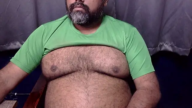 hairysubcub 70 online show from 02/01/26, 05:28