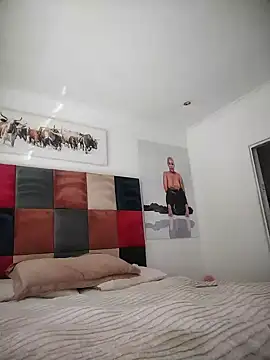 Snapshot of sexyTHANDO chatting on 03/08/25, 09:06 sexyTHANDO online show from 03/08/25, 09:06