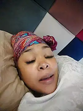 Snapshot of sexyTHANDO chatting on 03/17/25, 04:29 sexyTHANDO online show from 03/17/25, 04:29