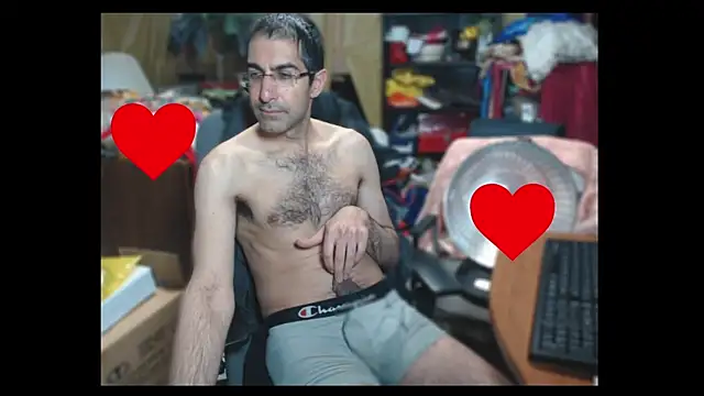 Snapshot of Gsmile1 chatting on 01/12/25, 05:22 Gsmile1 online show from 01/12/25, 05:22