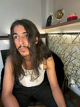 Snapshot of jrrichforever chatting on 01/11/26, 08:47 jrrichforever online show from 01/11/26, 08:47