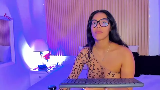 GenesisRuiz online show from 02/22/25, 04:40