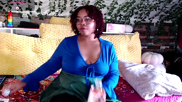 -khayaparker online show from 01/03/25, 07:39