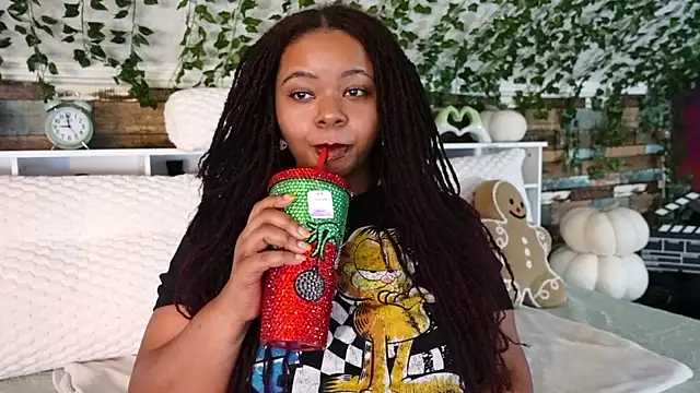 -khayaparker online show from 02/27/25, 02:00