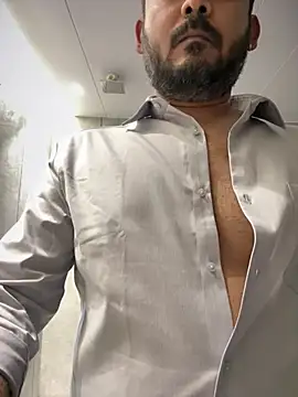 Spicy aryan online show from 02/19/26, 10:22