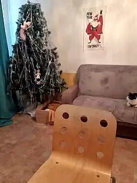 Snapshot of LazyTanukii chatting on 12/18/24, 03:58 LazyTanukii online show from 12/18/24, 03:58