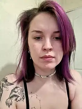 Snapshot of LazyTanukii chatting on 01/18/25, 04:59 LazyTanukii online show from 01/18/25, 04:59